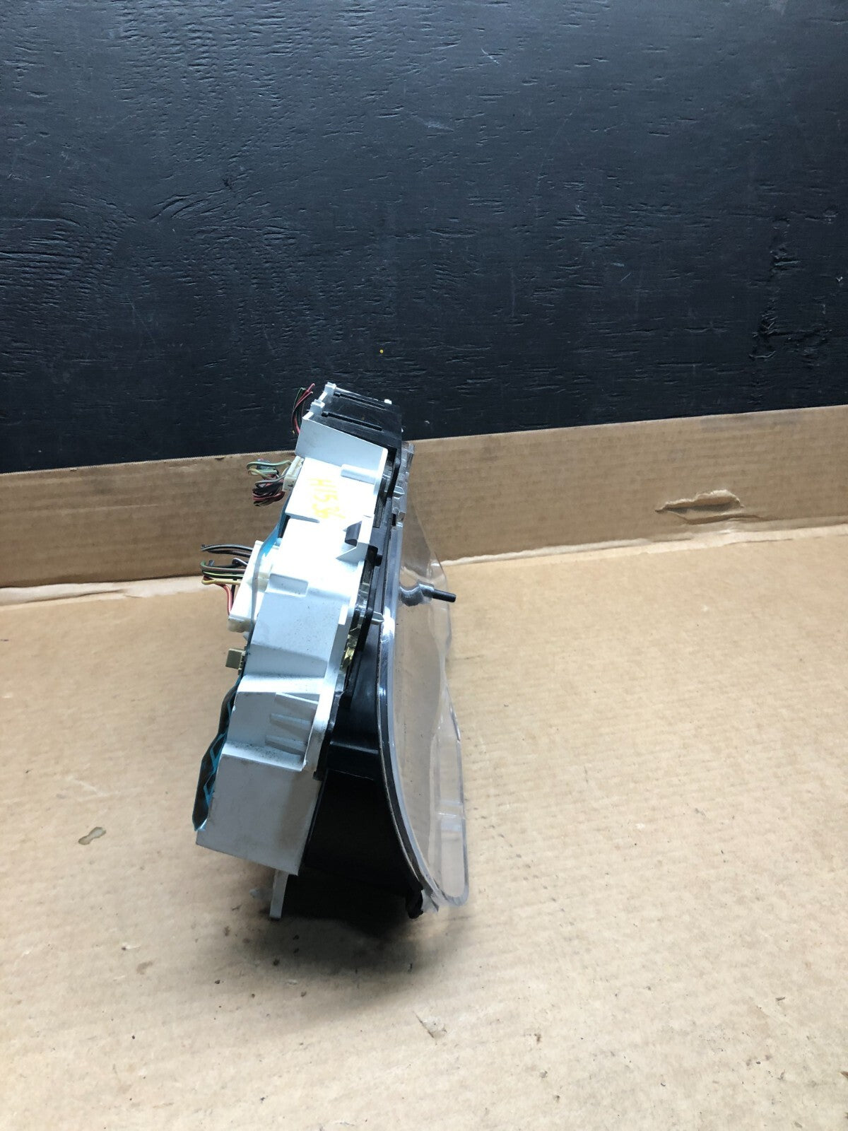 2001 to 2002 Ford Econoline E250 E350 Van Speedometer Instrument Cluster H15361