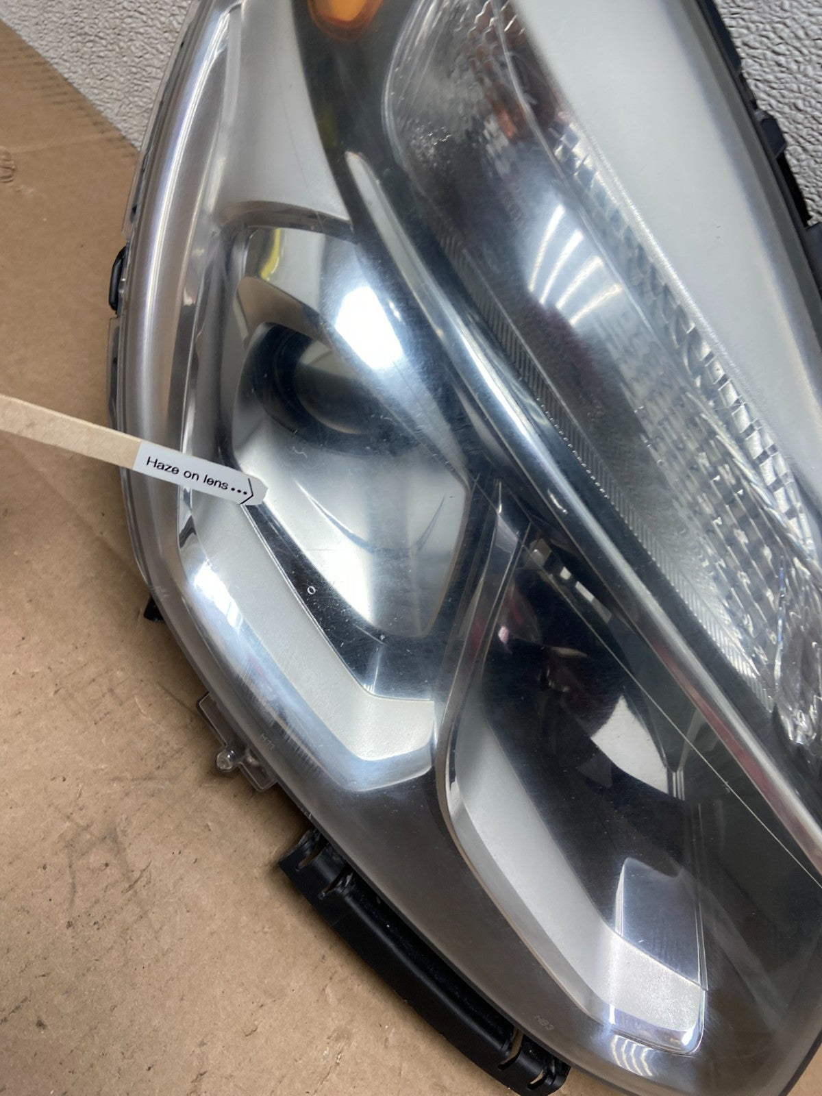 2016-2018 Chevrolet Equinox Right Passenger RH Halogen Headlight AD2458 DW4