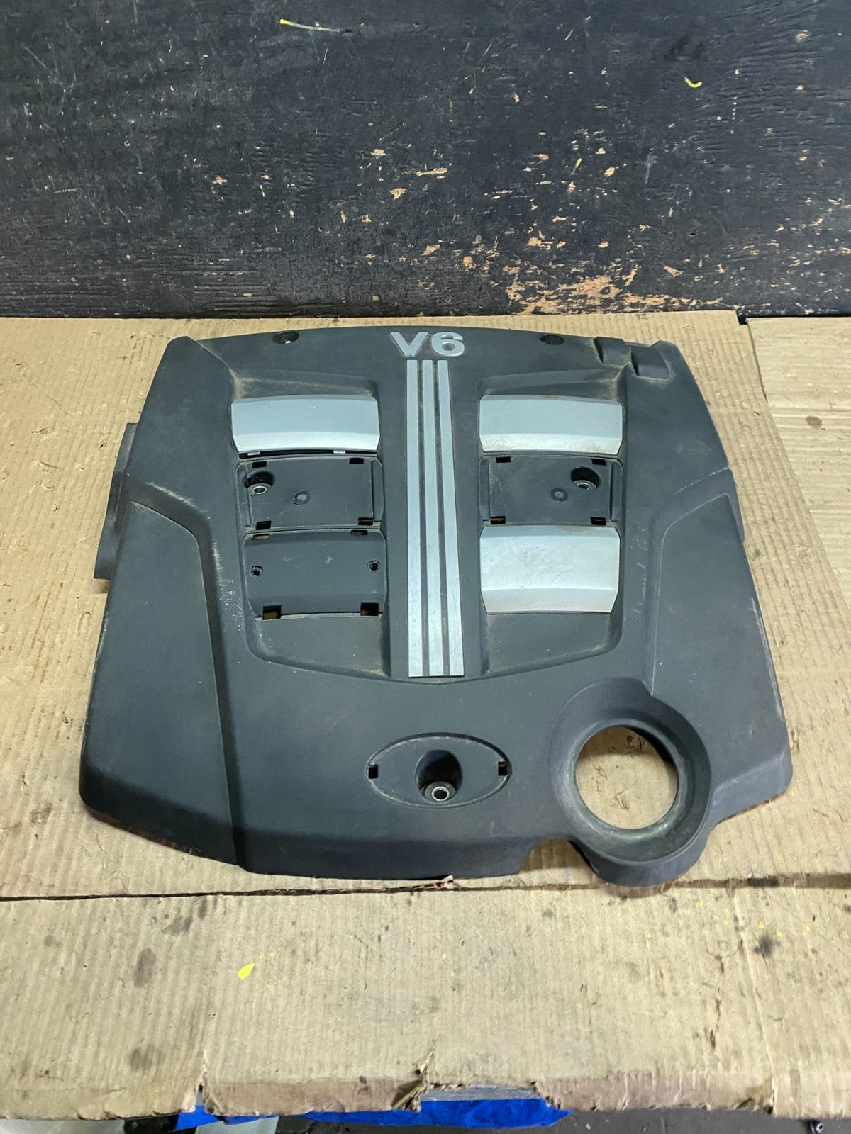 2003 to 2008 Hyundai Tiburon V6 OEM Engine Motor Cover Oem w9852 DG0