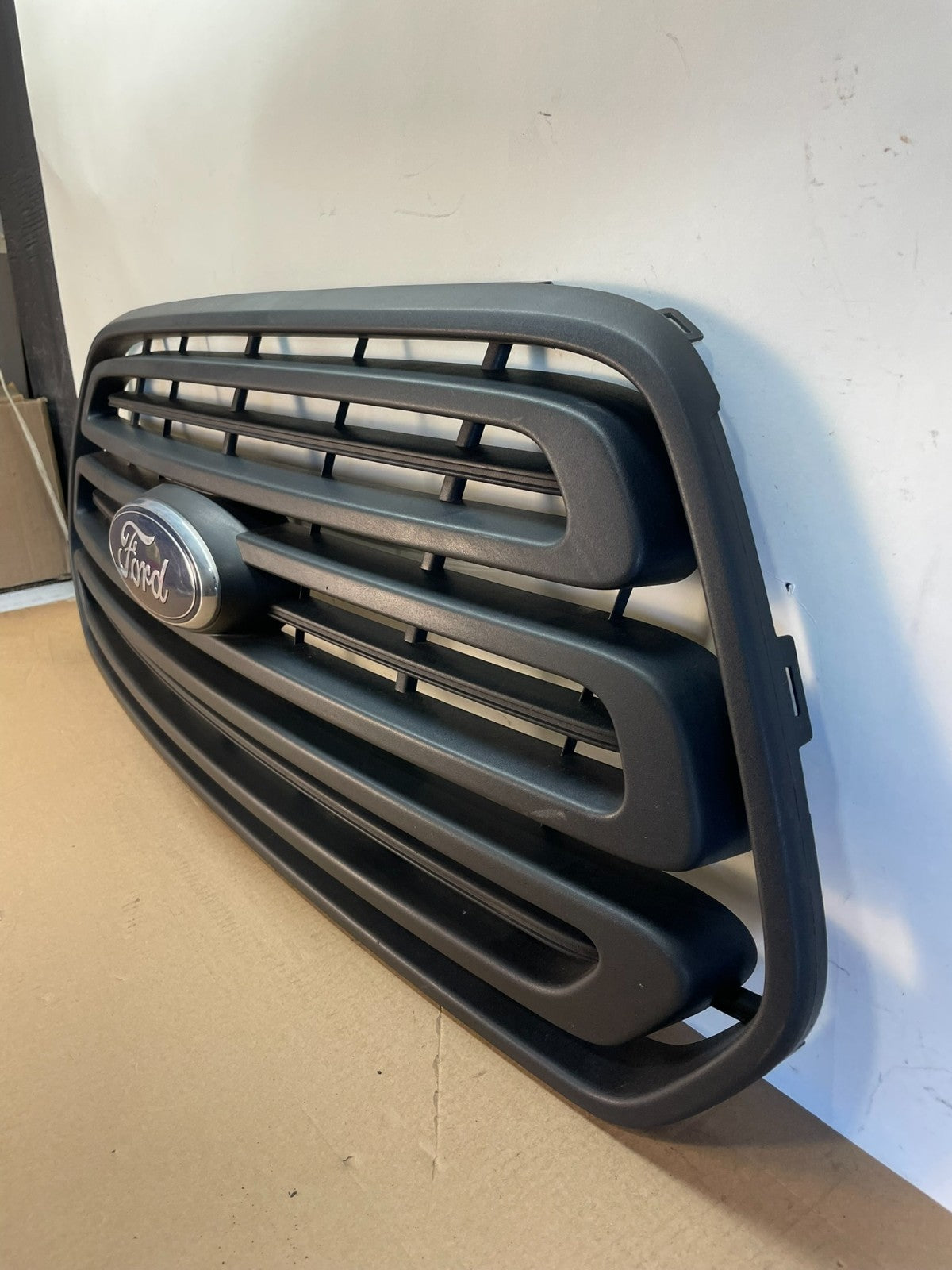 2015 to 2019 Ford Transit Front Upper Grill Grille AI3937 DG1