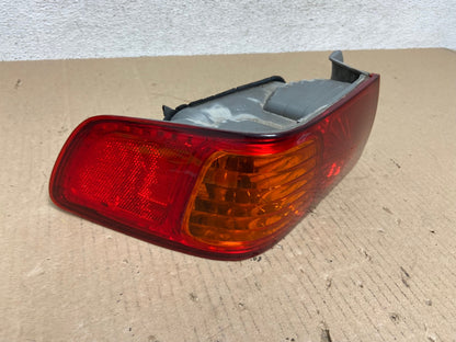 2000 to 2001 Toyota Camry Tail Light Left Driver Lh Side AE7240 LK2