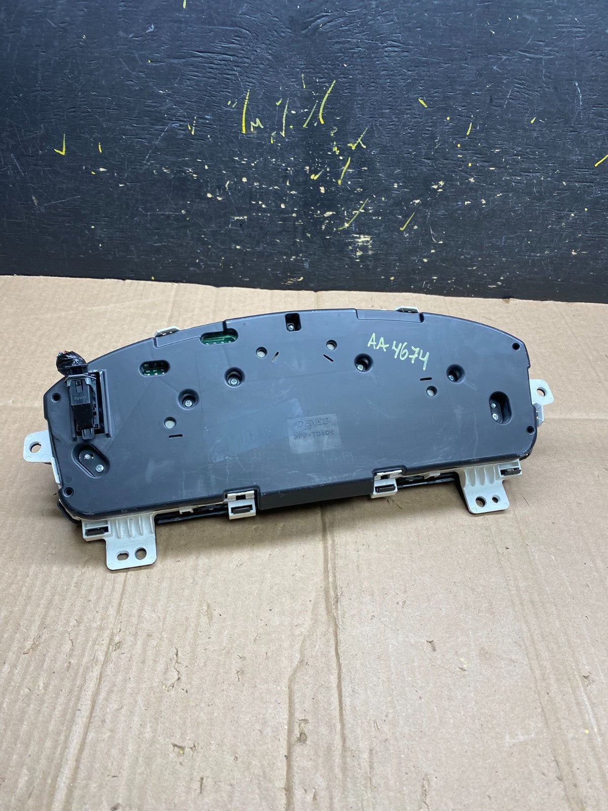 2007 to 2014 Cadillac Escalade Instrument Speedometer Cluster Gauge aa4674 DG5