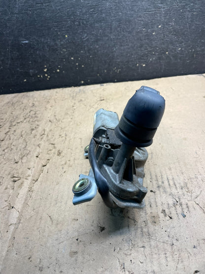 1999 to 2005 Saab 9-5 Wagon OEM Rear Windshield Wiper Motor W6839 DG2