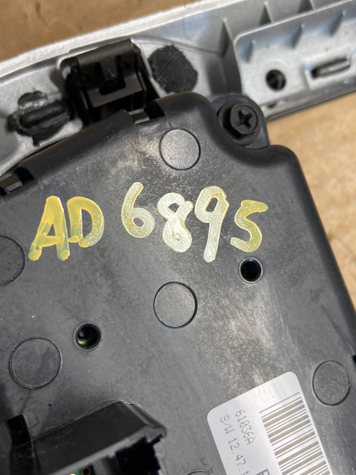 2011 to 2017 Jeep Compass Dash Climate Temperature Control Radio Bezel AD6895 DG6