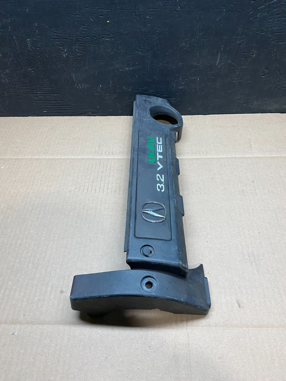 2004 to 2006 Acura TL 3.2L VTEC Engine Motor Cover Front Trim F35102