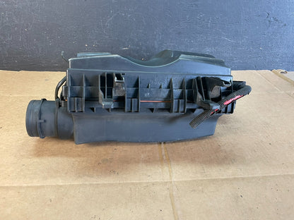 2010 to 2018 Mercedes-Benz Sprinter 2500 3.0L Air Cleaner Box ae0895 DG3