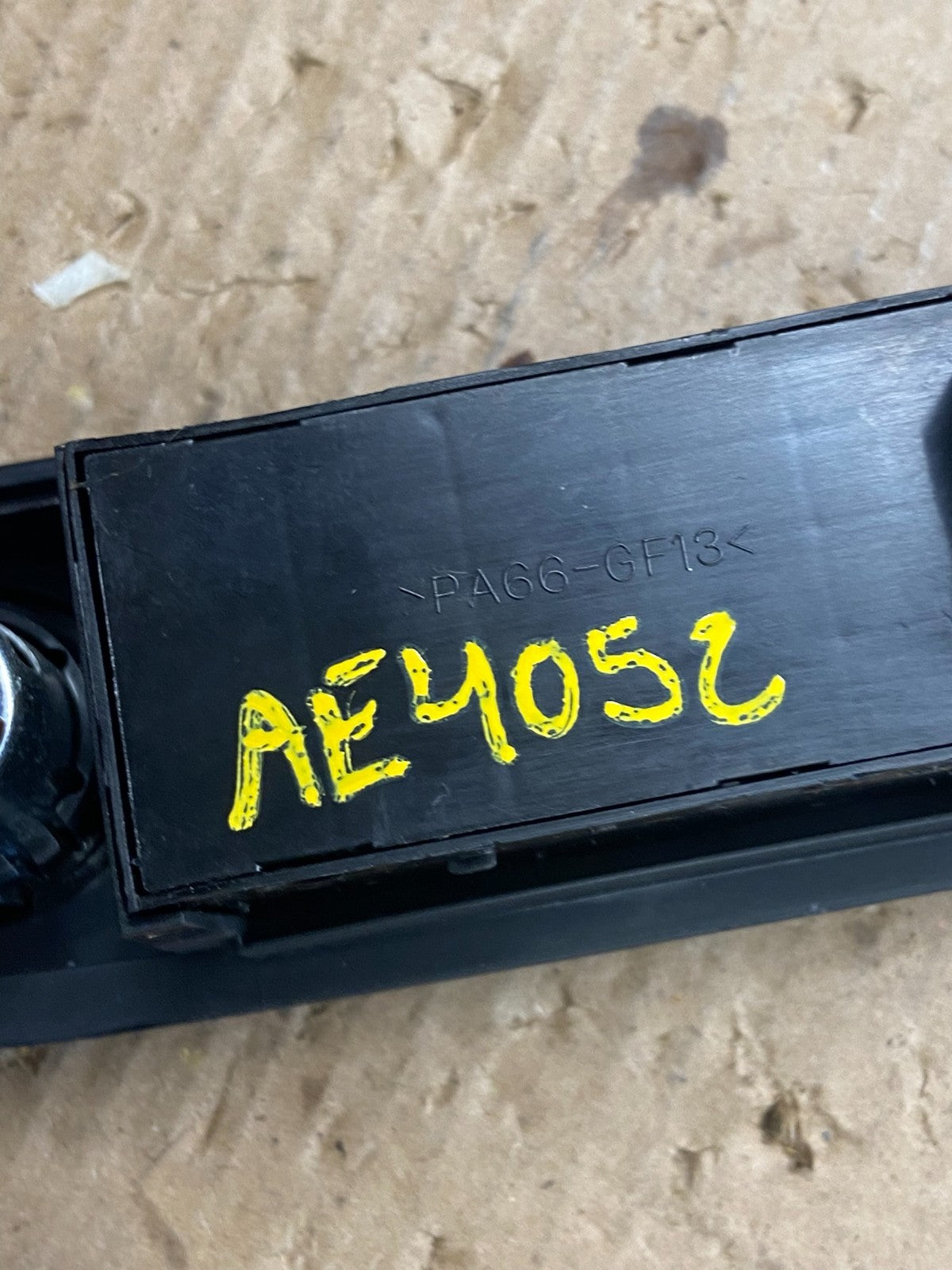 2007 - 2014 Chevrolet Tahoe Yukon Pedal Traction Control Switch ae4052 DG6