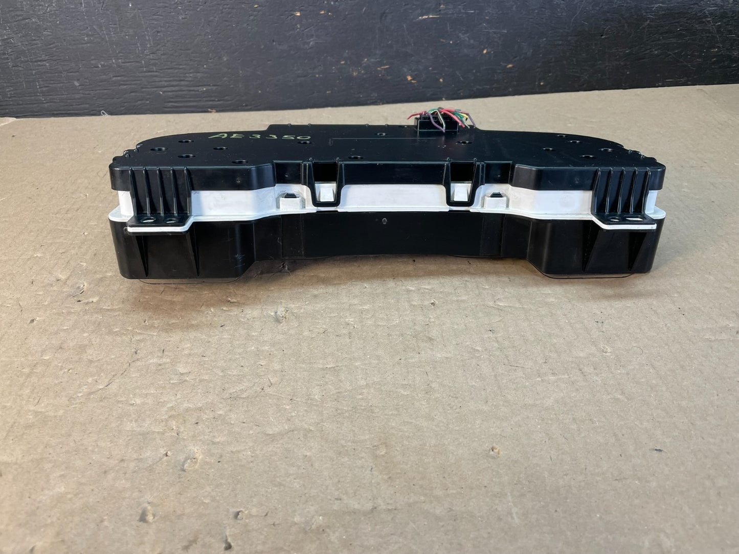 2008 to 2011 Chevrolet Tahoe Hybrid Cluster Gauge Speedometer ECM AE3350 DG5
