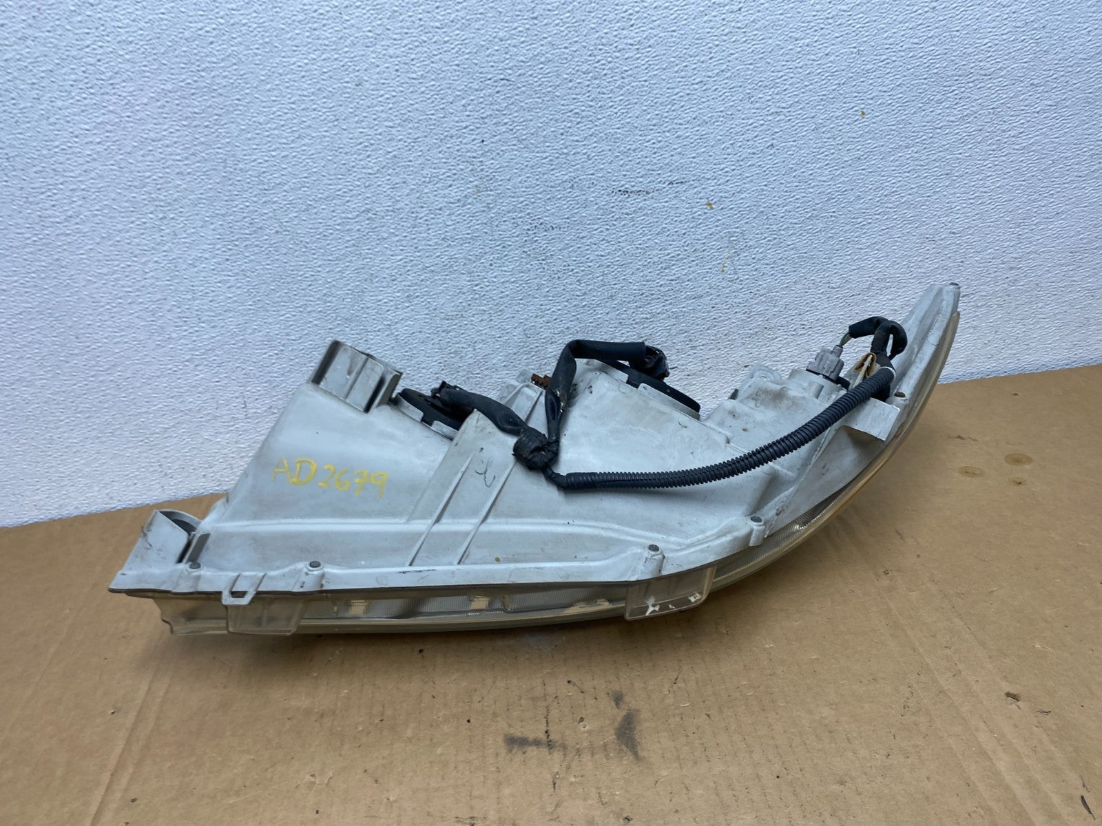 2007 - 2009 Toyota Camry Halogen Right Passenger Headlight AD2679 DW6