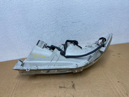 2007 - 2009 Toyota Camry Halogen Right Passenger Headlight AD2679 DW6