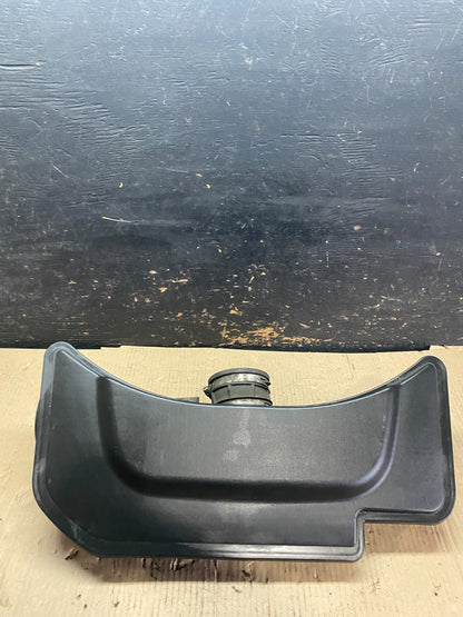 2005 to 2010 Jeep Grand Cherokee 5.7L Hemi Air Cleaner Resonator Mopar V3932 DG0