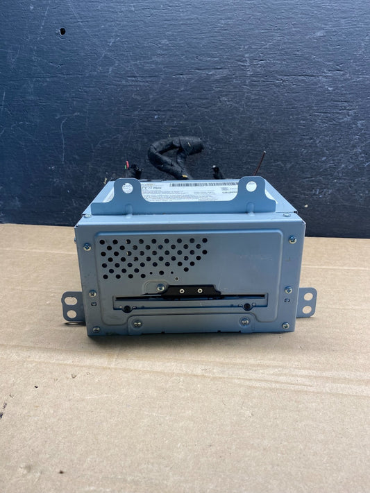 2010 to 2012 Cadillac SRX AM/FM/CD/MP3 Radio Head Unit Receiver AE8138 DG0