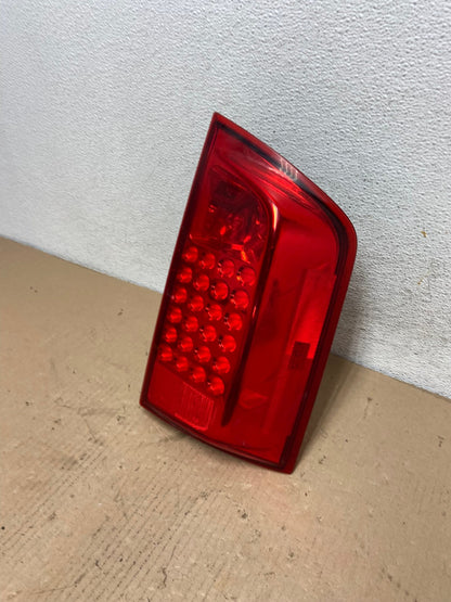 2004 to 2010 Infiniti Qx56 Right Passenger RH Side Tail Light AF3167 LK1