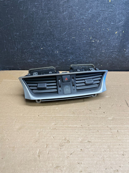 2013 to 2015 Nissan Sentra Air Vents Top Dash Center W/Hazzard Switch ag6252 DG0