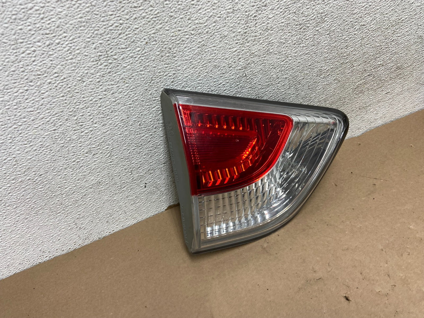2013 to 2016 Nissan Pathfinder Left Driver Inner Tail light AG4070 PS2