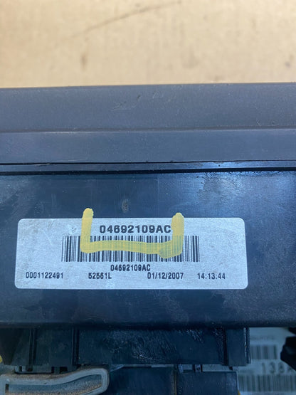 2007 Jeep Grand Cherokee Fuse Box Relay Panel 04692109ac ac7038 DG6