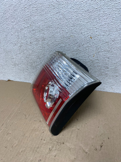 2007 to 2012 GMC Acadia Right Passenger Rh Hatch Tail Light Inner AG6926 DW1