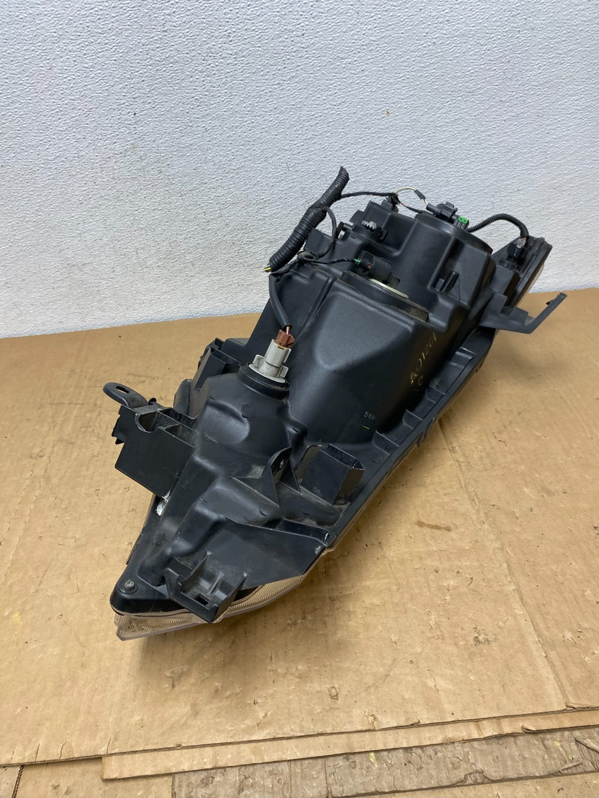 2012 to 2017 Nissan Quest Left Driver LH Side Headlight Halogen AD1201 DW4