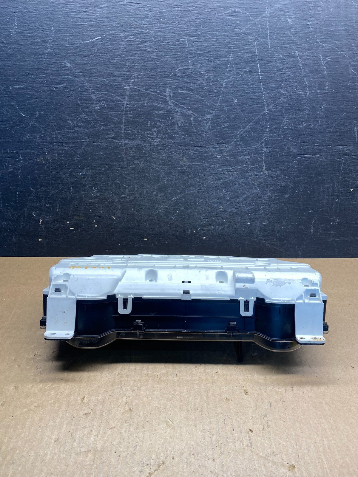2004 2005 Toyota Sienna Speedometer Cluster Gauge ag7434 DG5