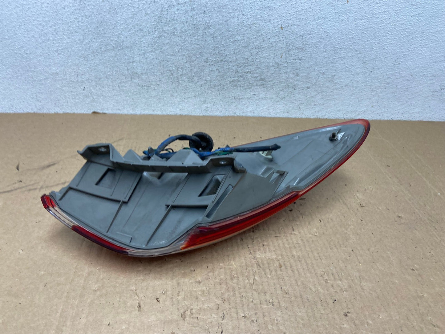 2011 - 2014 Nissan Murano Right Passenger Side RH Tail Light AG0562 LK4