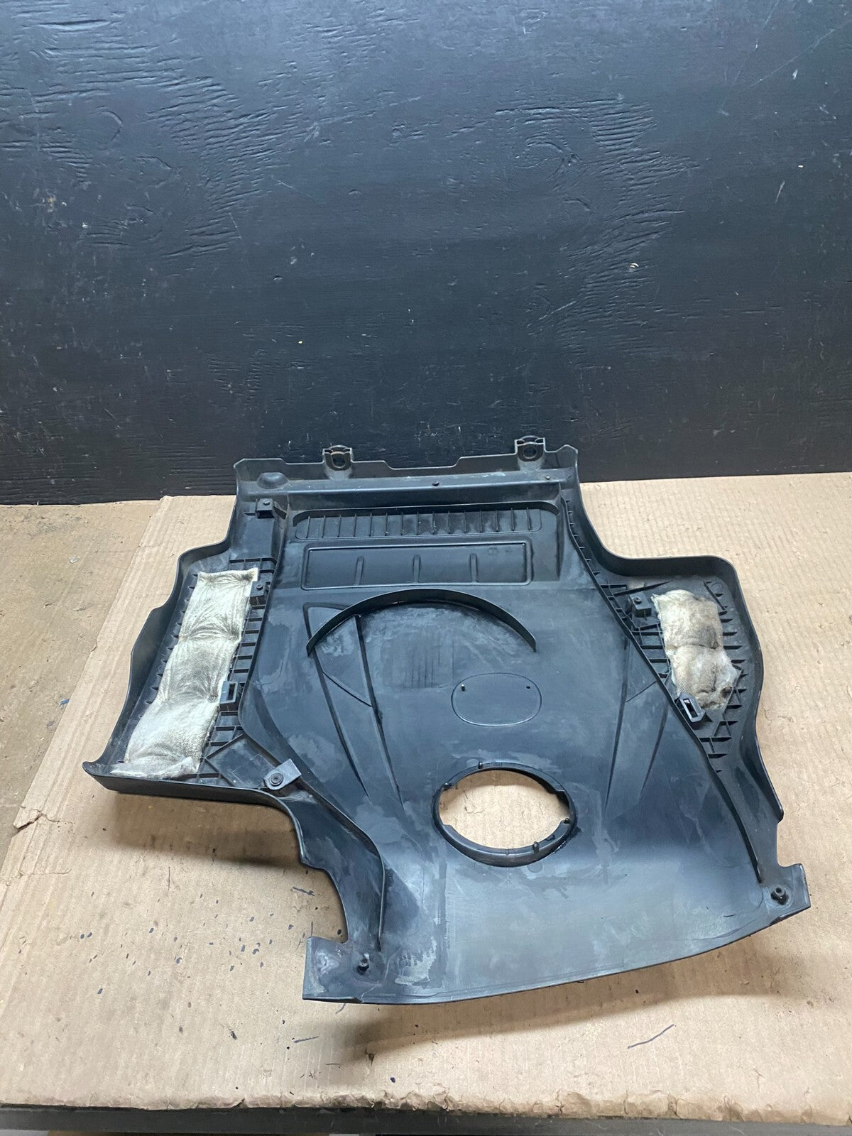 2010 2011 2012 Mazda CX7 CX-7 2.3L Engine Shield Top Cover E4785  DG14