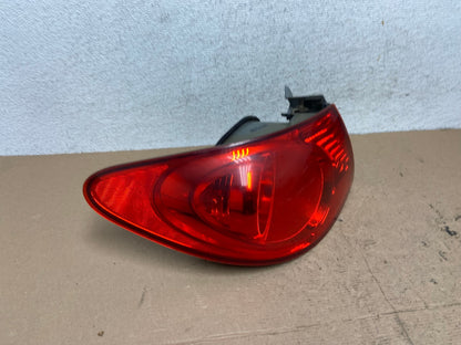 2007 to 2010 Hyundai Elantra Sedan Left Driver Side Tail Light AF4909 LK2