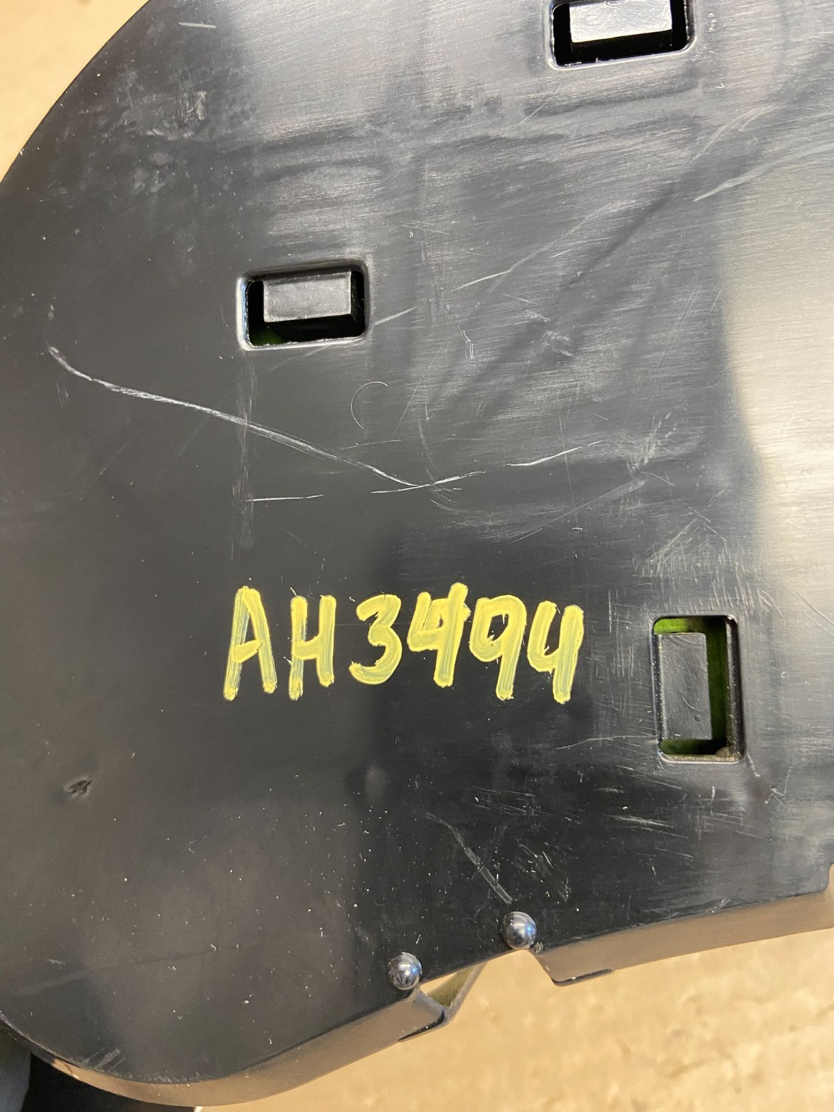 2003 to 2006 Chevrolet Silverado Speedometer Instrument Cluster AH3494 DG7