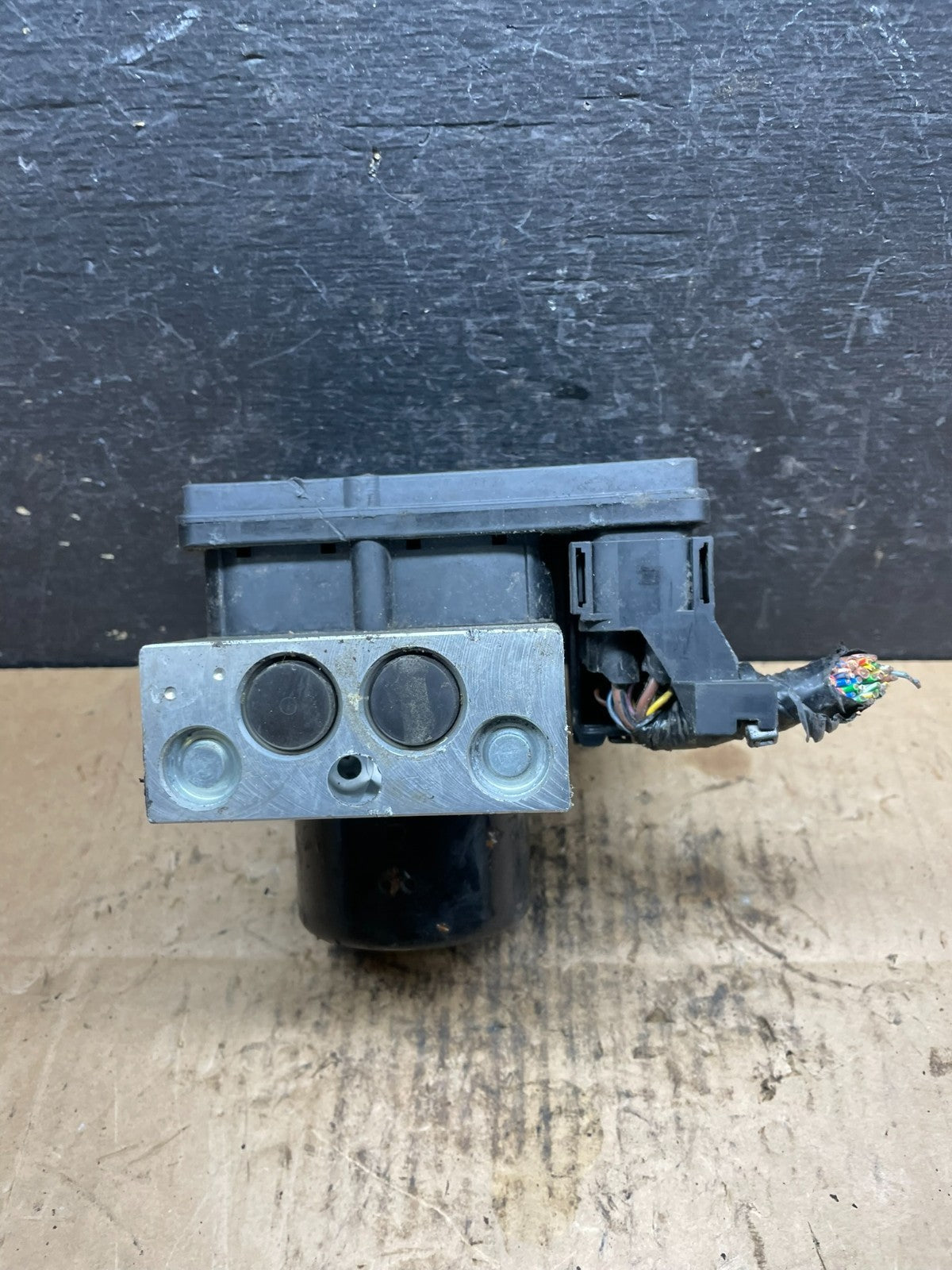 2007 Volvo XC90 4.4L V8 Anti Lock Brake System ABS Pump R4364 PS2