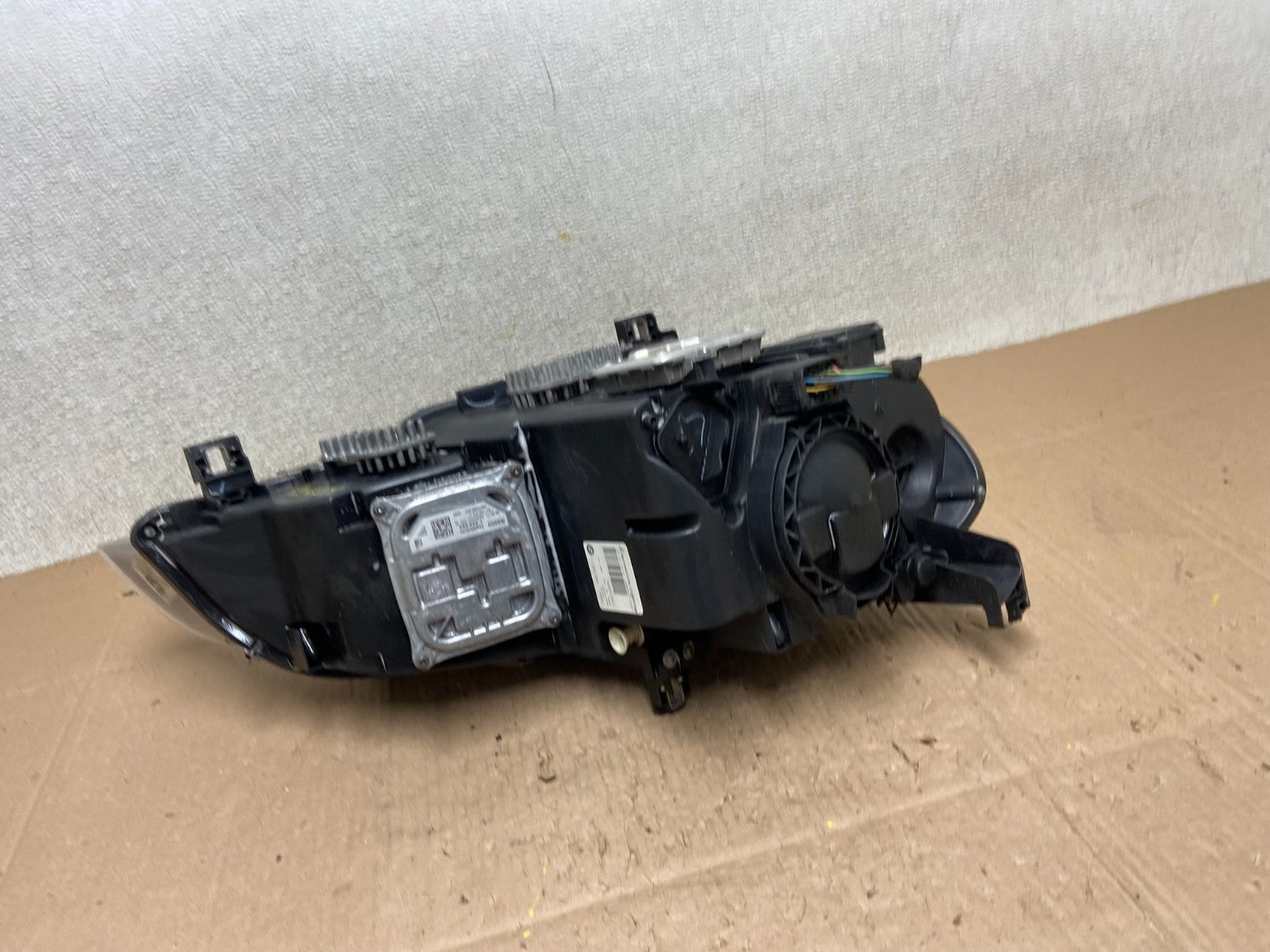 2011 to 2013 BMW X5 Left Driver LH Side Headlight Xenon HID OEM Y2923 DW5