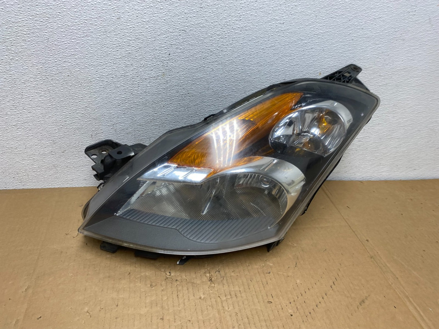Sedan 2007 2008 2009 Nissan Altima Left Driver Headlight AD0877 DW2