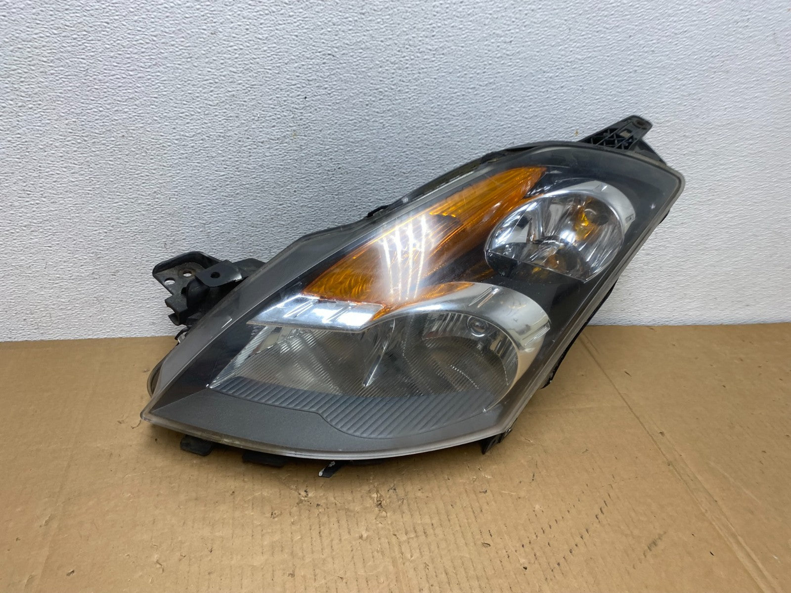 Sedan 2007 2008 2009 Nissan Altima Left Driver Headlight AD0877 DW2