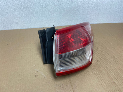 2013 to 2016 Ford Escape Right Passenger RH Side Tail Light Oem AB8167 LK2