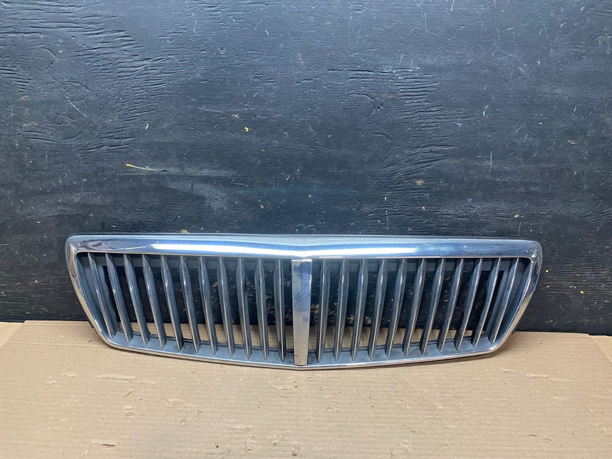 2002 to 2005 Hyundai XG350 Front Upper Grill Grille W/Emblem U7961 DG0