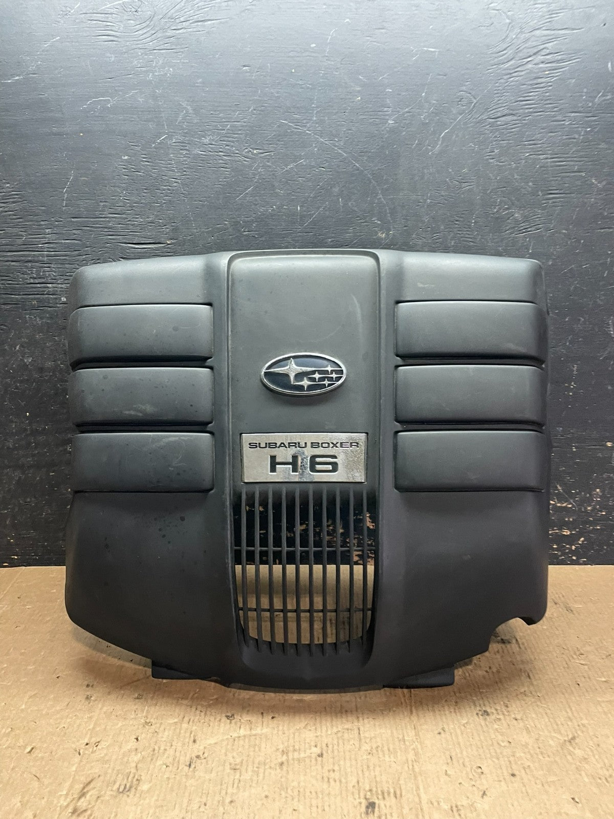 2007 to 2014 Subaru Tribeca 3.0L Factory Engine Cover 14025AA24A z6020 DG0