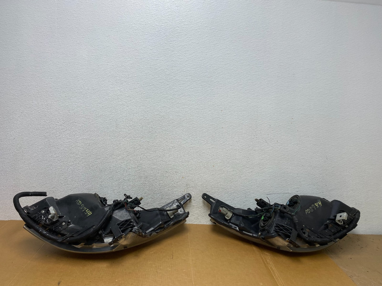 Sedan 2007 2008 2009 Nissan Altima Left+Right Set Headlights AD8944 DW8