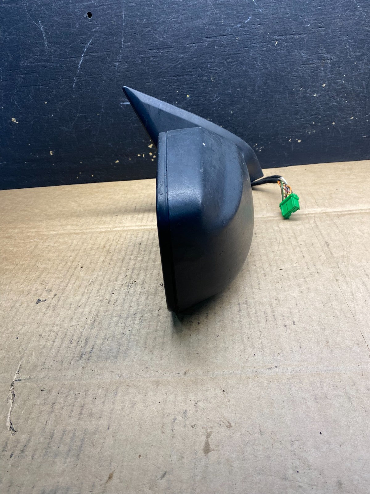 2003 to 2006 Volvo XC90 Right Passenger Side View Door Mirror OEM AB3991 MS9