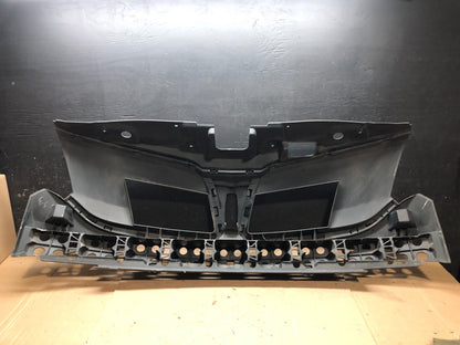 2013 to 2016 Lincoln MKT Grill Grille Support Panel G7828 DG13