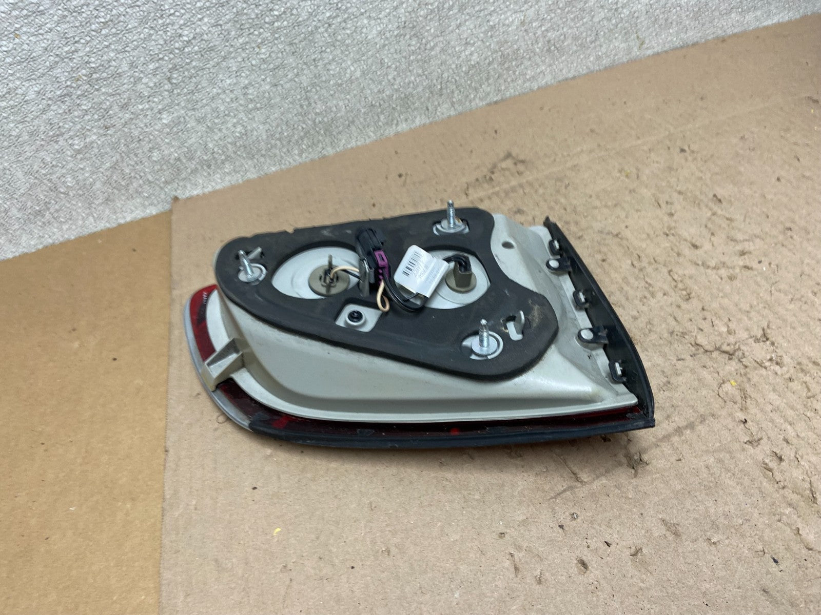 2008-2012 Buick Enclave Right Passenger Rh Inner Tail Light Oem Z6265 DW5