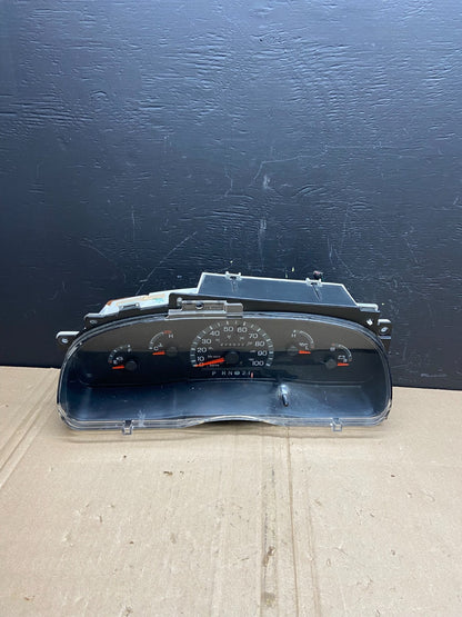 2000  2002 Ford Econoline E250 E350 Van Speedometer Instrument Cluster ab8837 DG0