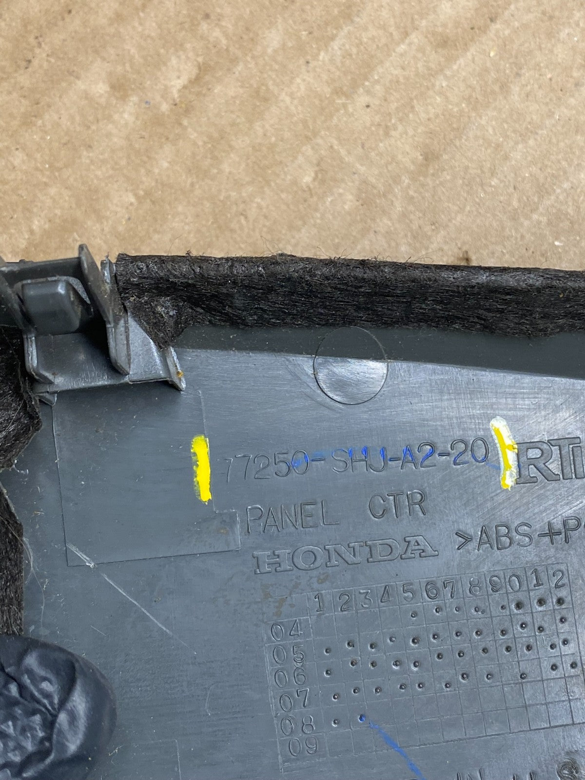 2005 to 2010 Honda Odyssey Radio Climate Control Dash Trim Bezel U5911 DG6