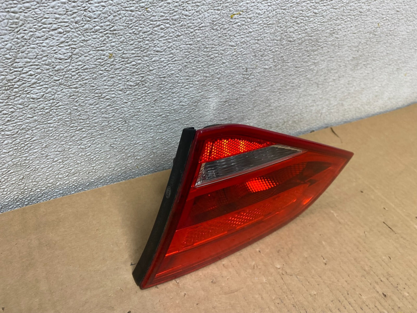 2009 2010 2011 2012 Audi A4 Sedan Right Passenger Inner Tail Light G9037 KC2