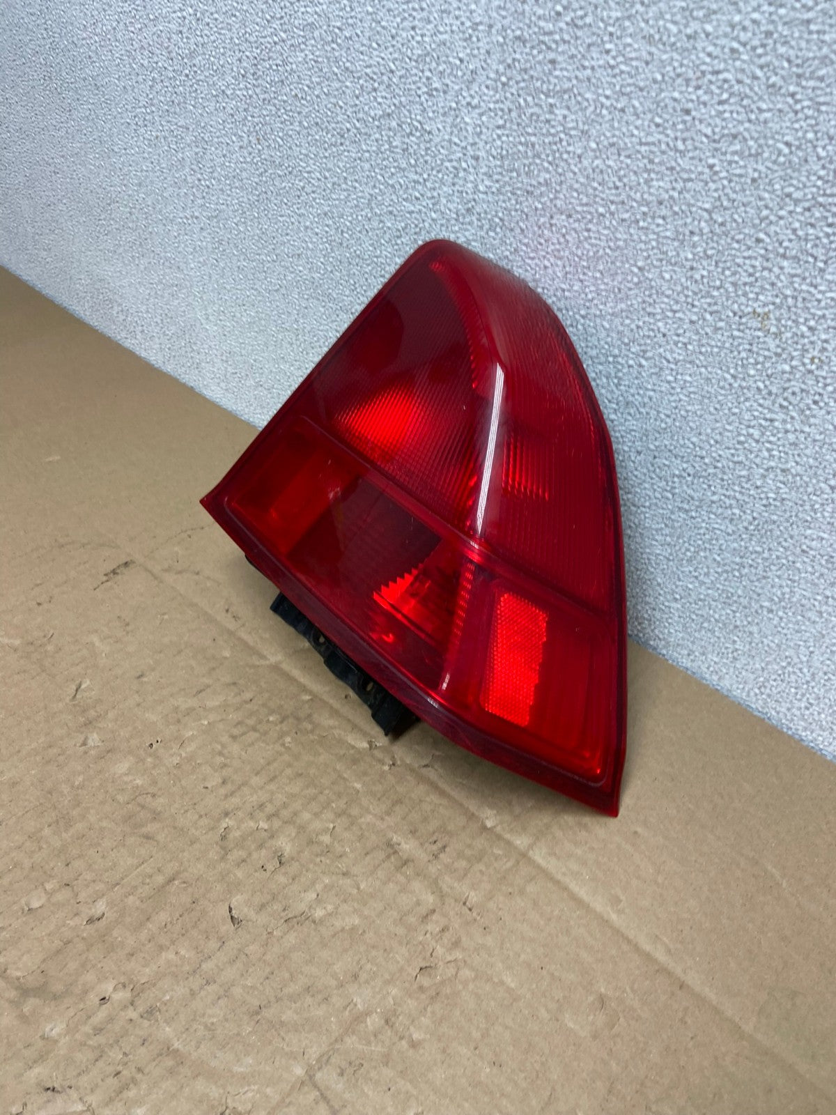 2001 2002 Honda Civic Sedan Right Passenger Rh Side Tail Light AB6221 LK1