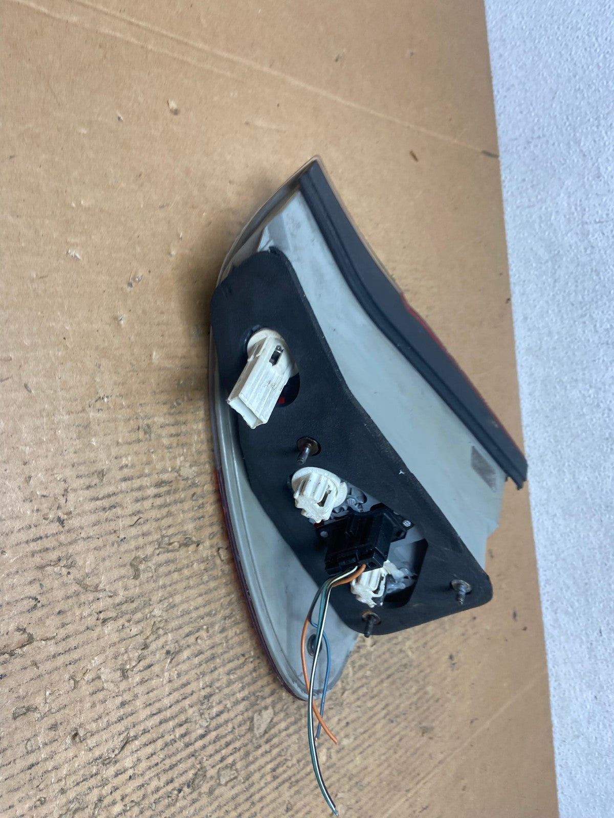 2004 2005 2006 BMW E53 X5 Right Passenger Rh Side Tail Light AE2852 LK4