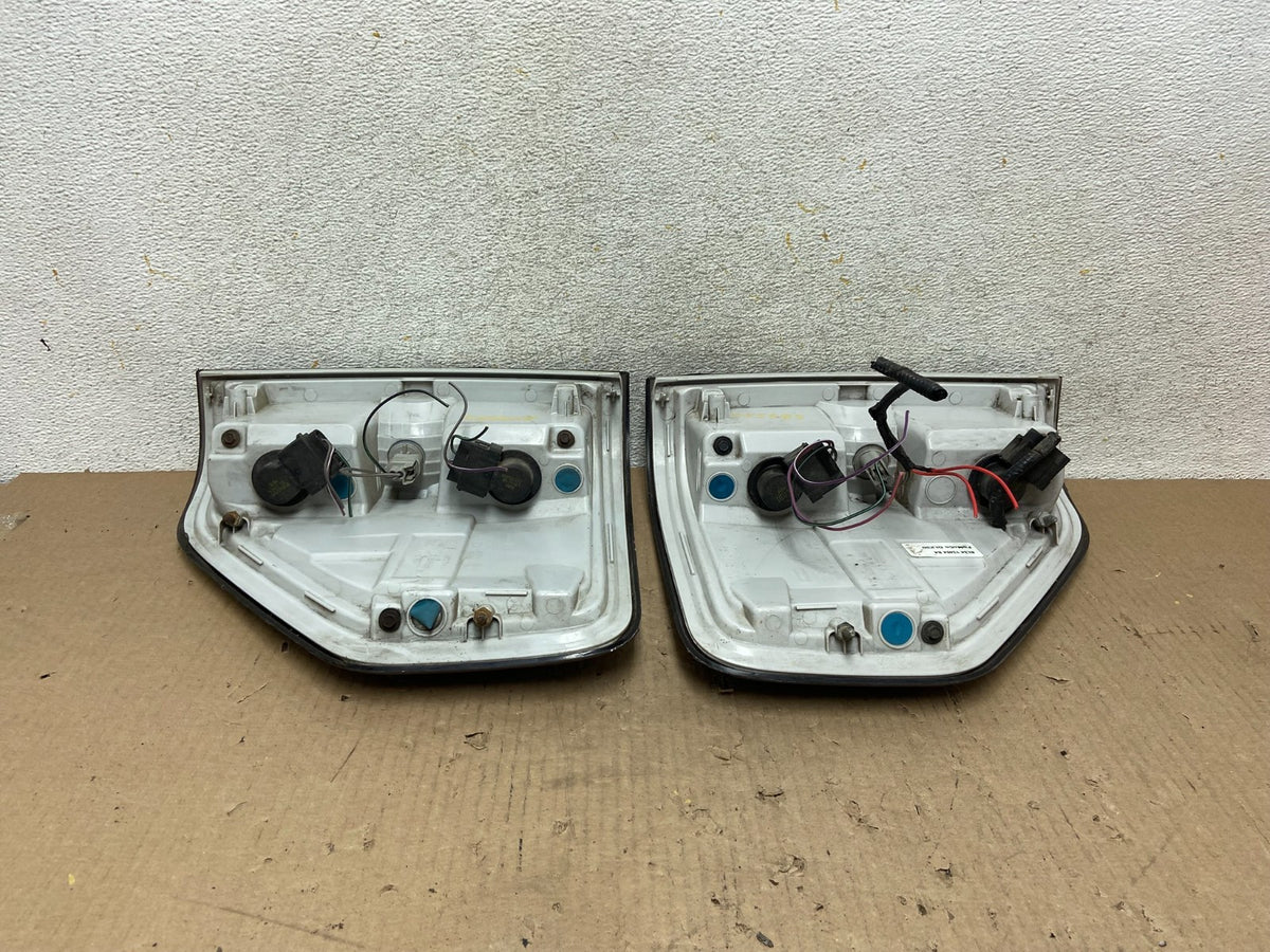 2009 to 2014 Ford F150 F-150 Left+Right Side Tail Lights AH5883 DW8