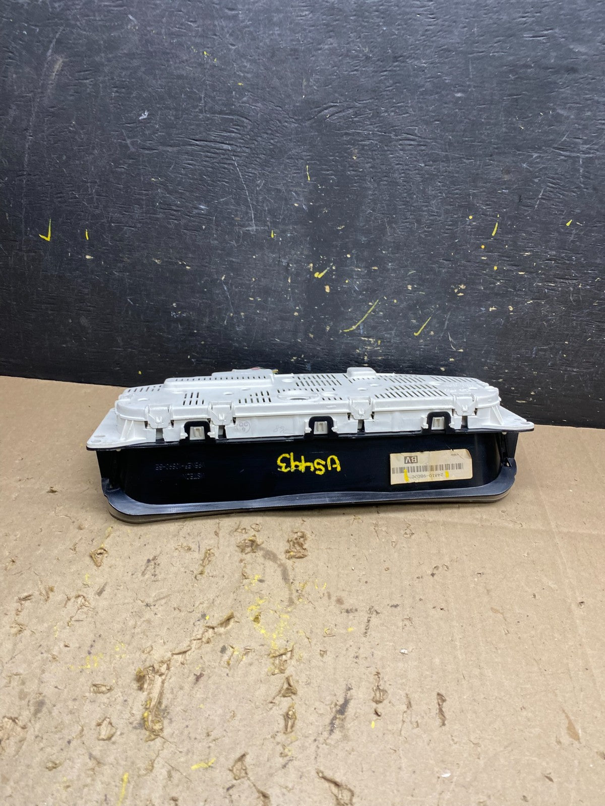 2005 to 2012 Nissan Pathfinder Xterra Frontier Speedometer Cluster Gauge U54436