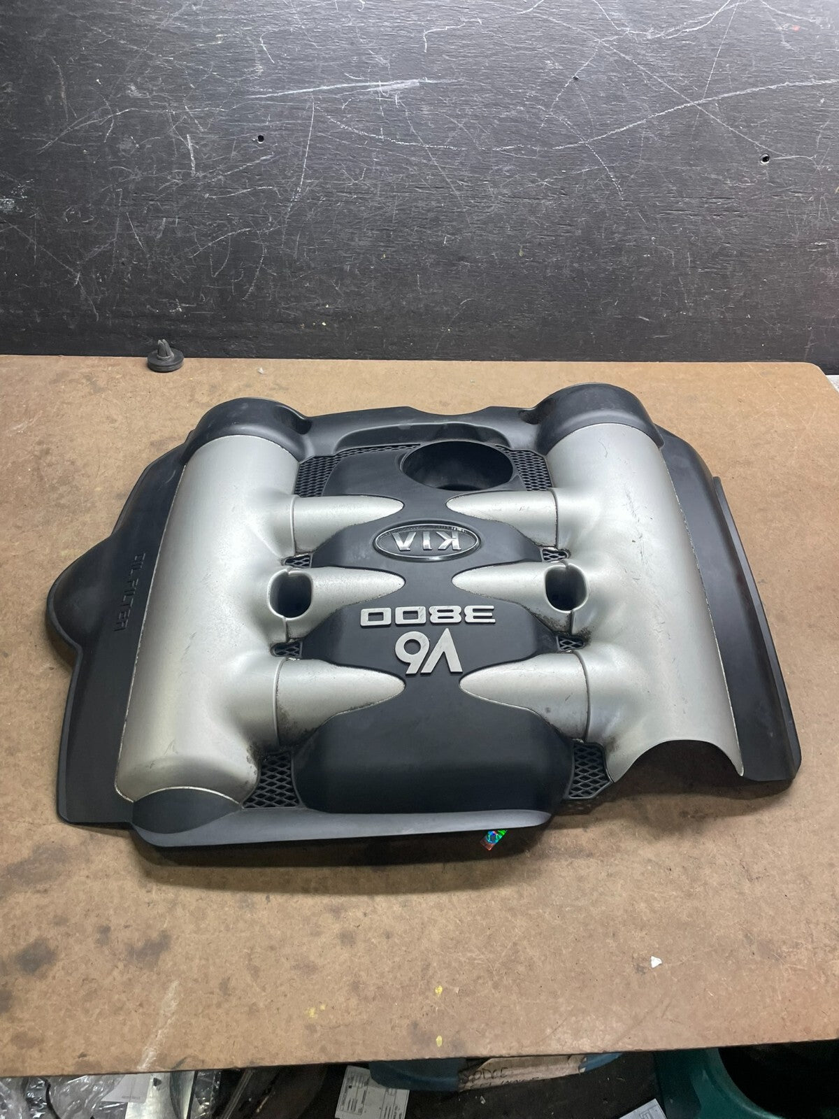 2006 to 2008 Kia Sedona V6 3.8L Engine Motor Cover M5310 PS1