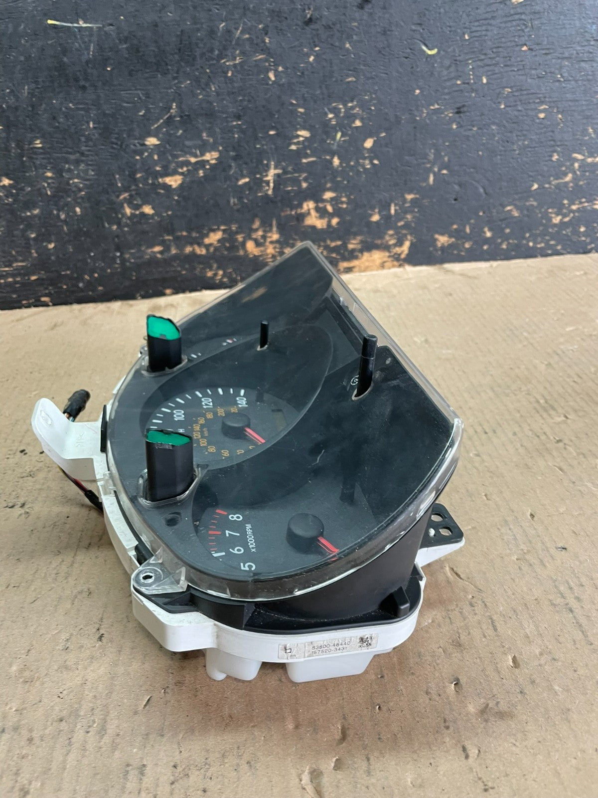 2004 to 2007 Toyota Highlander Speedometer Insrument Gauge Cluster AA2088 DG4