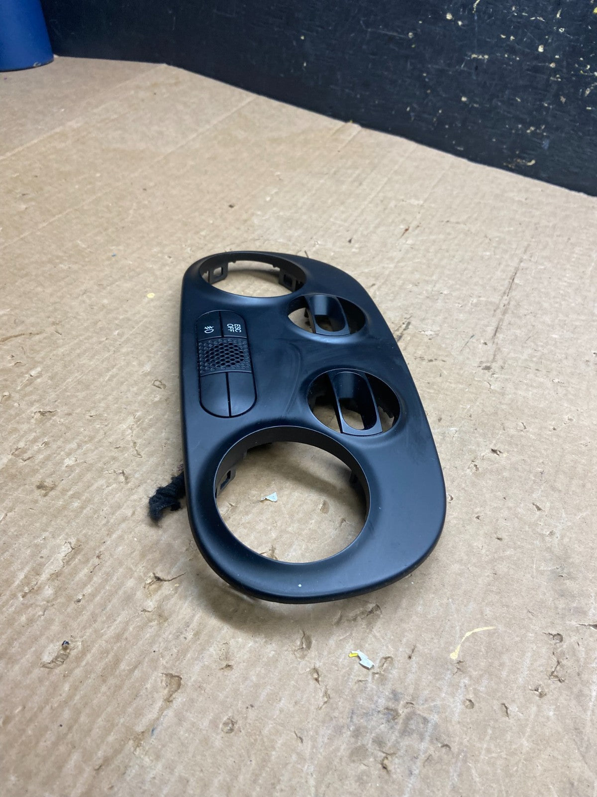 2014 to 2016 FIAT 500 Abarth Center Dash Trim HVAC Bezel Z42172