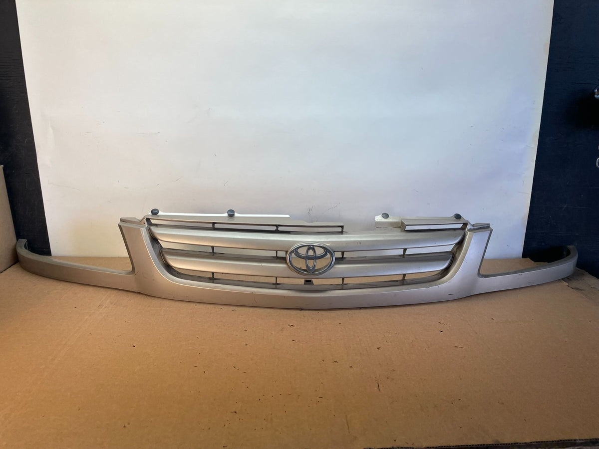 1998 1999 2000 Toyota Sienna Front Upper Mesh Grill Grille AH0338 DG0