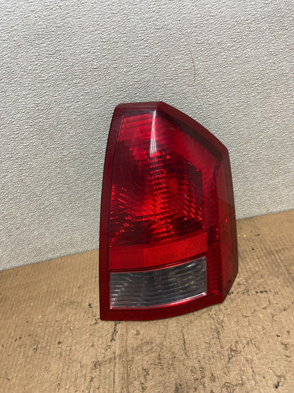 2005 2006 2007 Chrysler 300 Right Passenger Rh Side Tail Light Oem AA8476 LK0